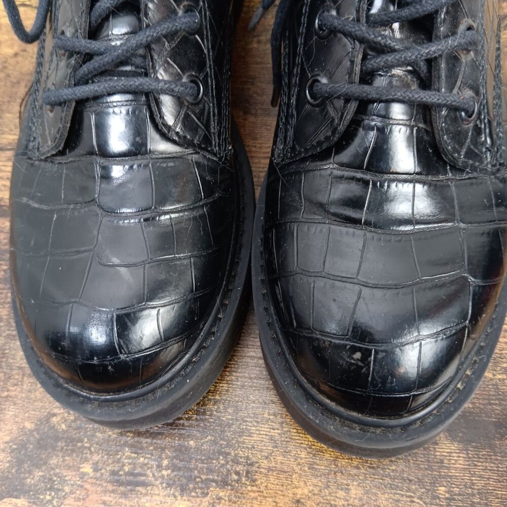 Steve Madden Combat Boots Womens 8M Black Embossed Tornado Platform Chunky Croc - Picture 7 of 8